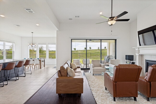 Photo - 2240 Laurel Ridge Rd