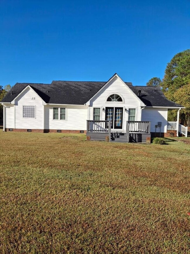 Photo - 3 Bedroom 2 Bath Ranch