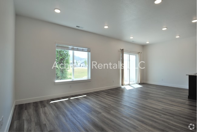Building Photo - 1840 S 1280 W Rental
