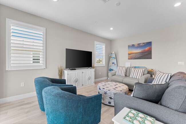 Photo - 2609 Seychelles Cir