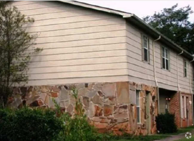 Building Photo - 9133 Cedarpark Ln Rental