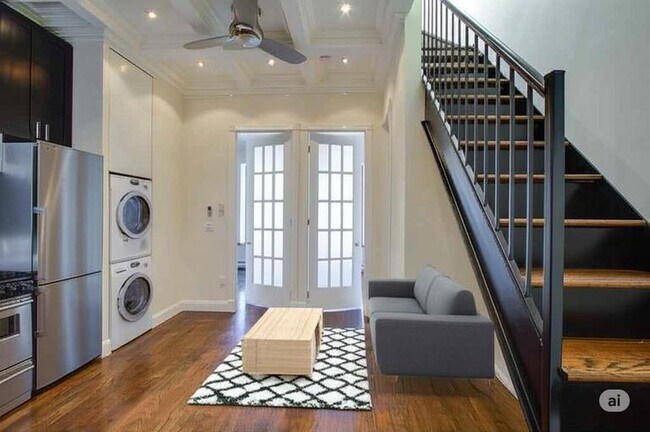 Building Photo - 15 W 103rd St Rental