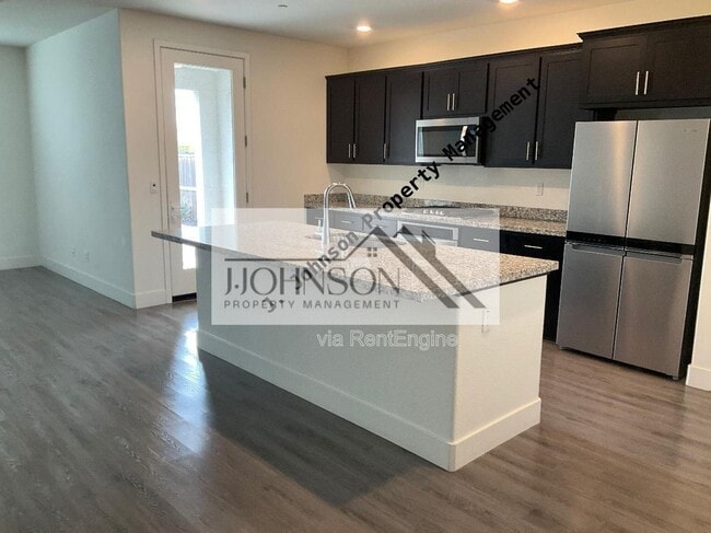 Photo - 994 Osprey Dr