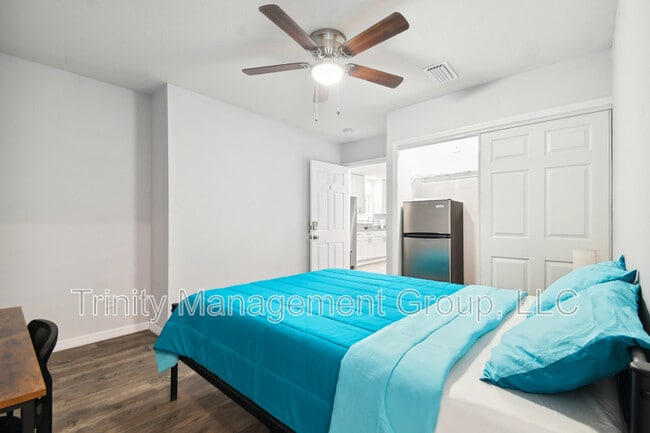 Photo - 1051 Dogwood Dr