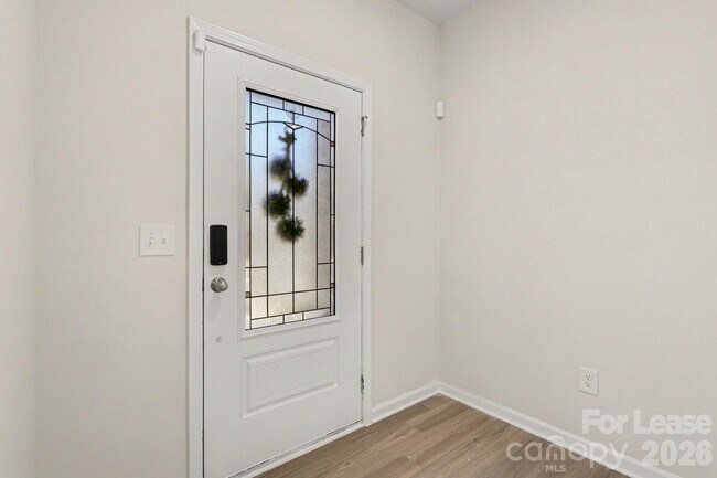 9453 Avery Lilac Ln
