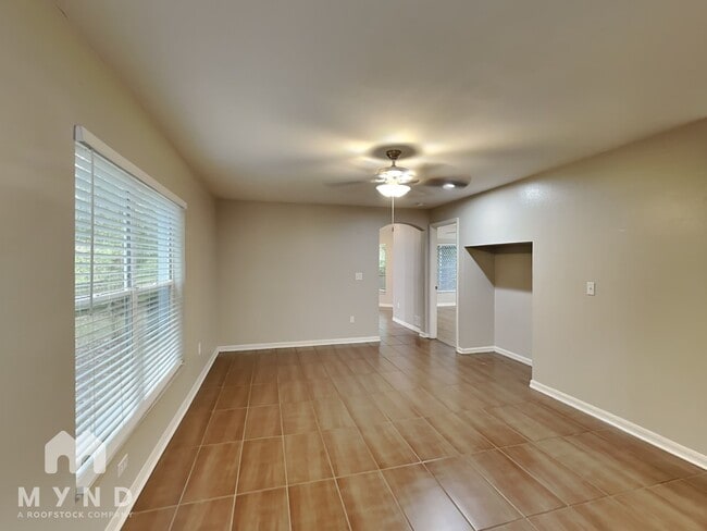Photo - 6119 Sand Key Ln
