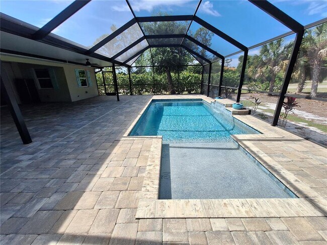 Photo - 132 David Blvd