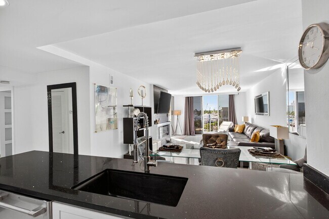 Photo - 1609 N Riverside Dr Condo Unit 501