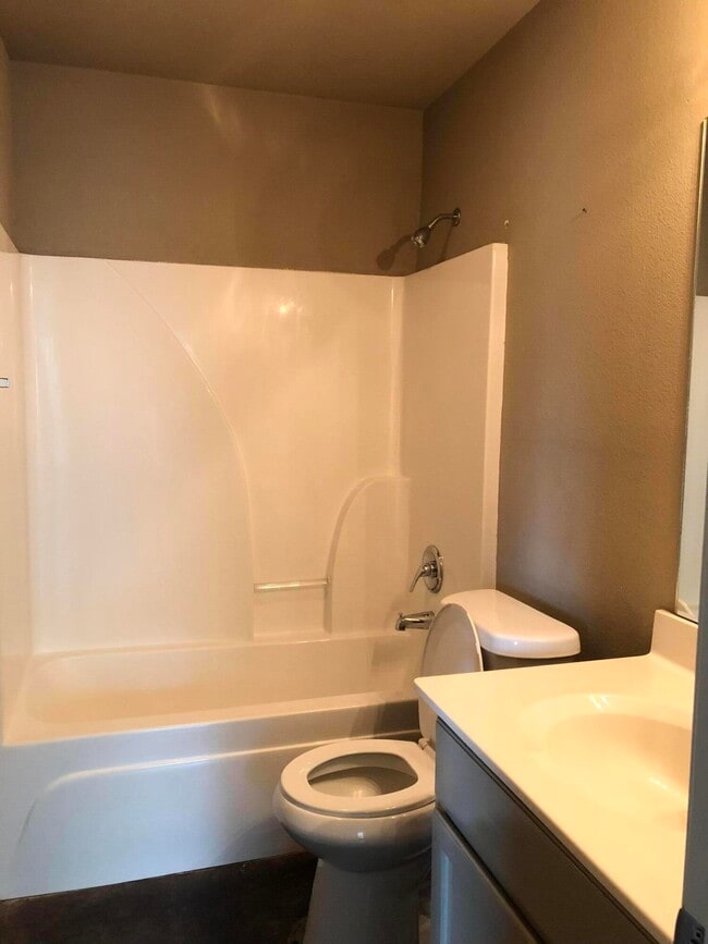 Photo - 2511 Louisville Ave