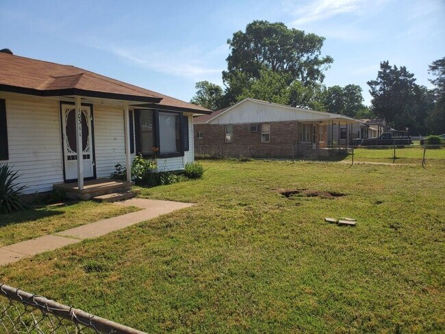 Photo - 10311 Bellview Dr
