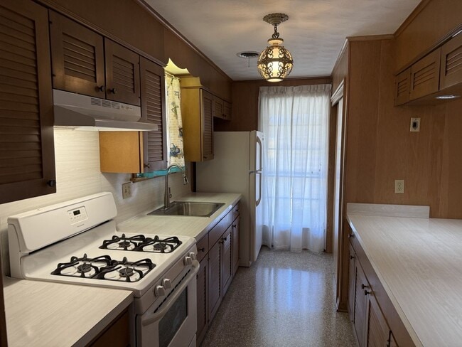 Photo - 956 Bonnabel Blvd