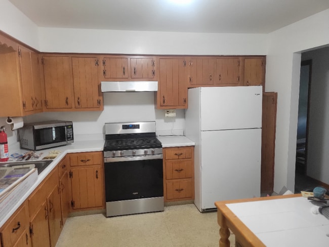 Photo - 1710 Wade St Ext