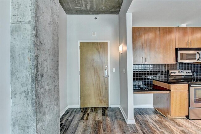 Photo - 923 Peachtree St NE Unit 738