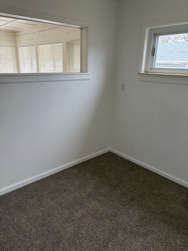 Photo - 4 bedroom 1 bath newly remodeled ranch in Dearborn Heights