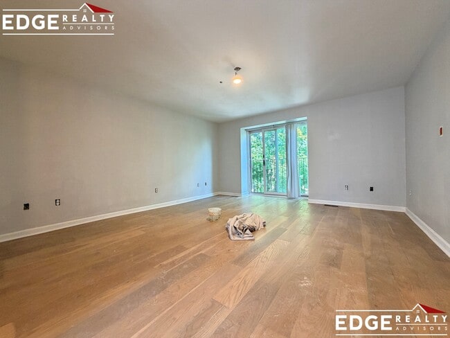 110 Coolidge Hill Rd