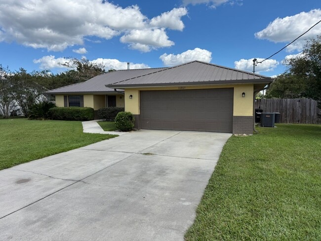 Photo - Charming 3-Bed, 2-Bath Oasis with Pool & E...