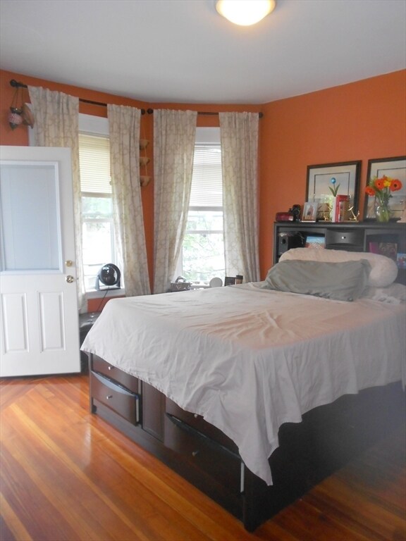 6 Newton St Unit 2