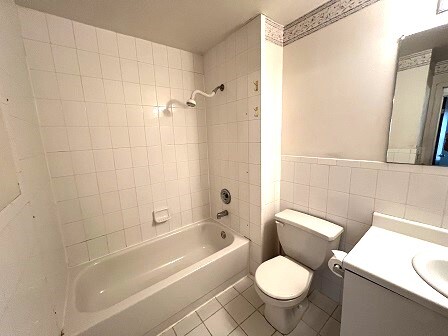 more bathroom - 3 Rebecca Rd Unit 3 Rebecca Rd