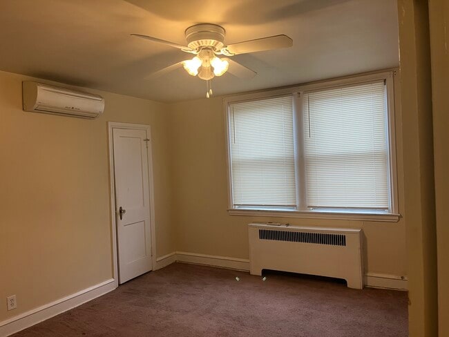 Building Photo - 3339 Vista St Unit 2nd floor