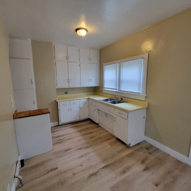 Photo - Beautiful 3 Bedroom