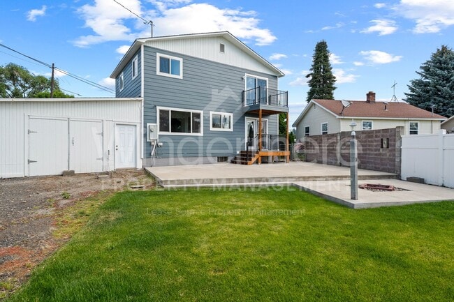Photo - Beautiful 3-Bedroom Home - EV Charger - Pet Friendly