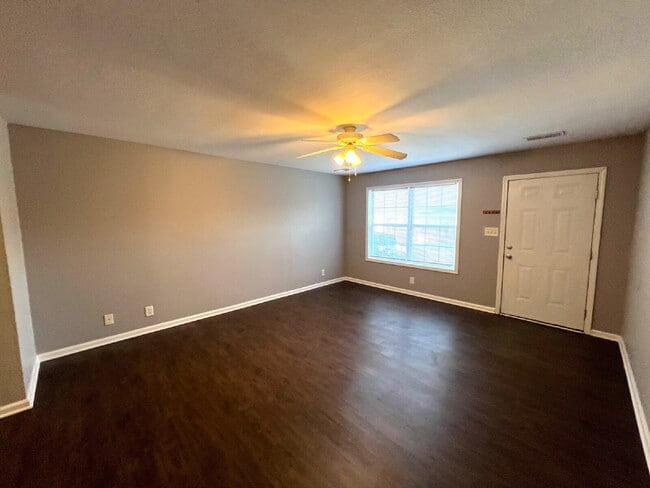 9103 Pembroke Oak Grove Rd Unit 4A