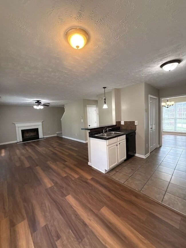 Photo - Beautiful 4 Bedroom Lithonia Home!