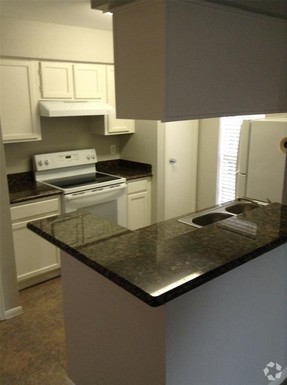 Building Photo - 2120 El Paseo St Unit 3307 Rental