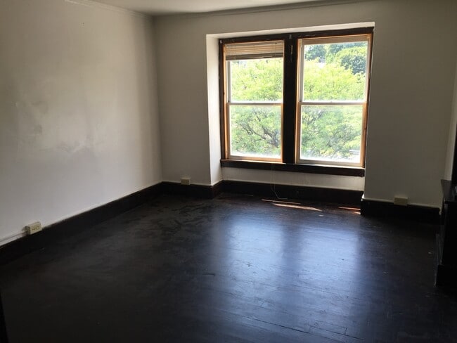 Photo - 120 Main St.