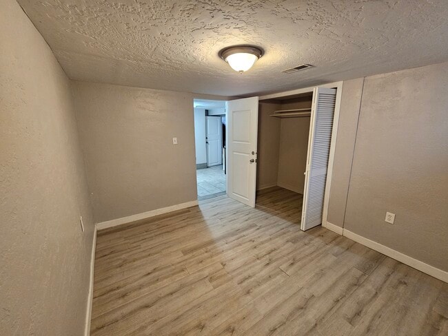 Photo - 168 Ross Dr House Unit Basement  B