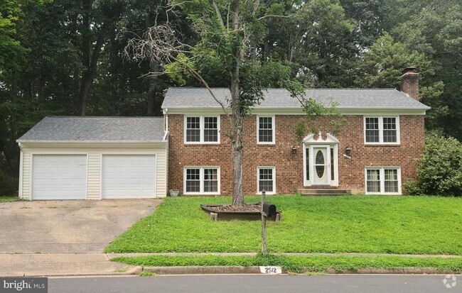 Building Photo - 2512 Deepford Dr Rental