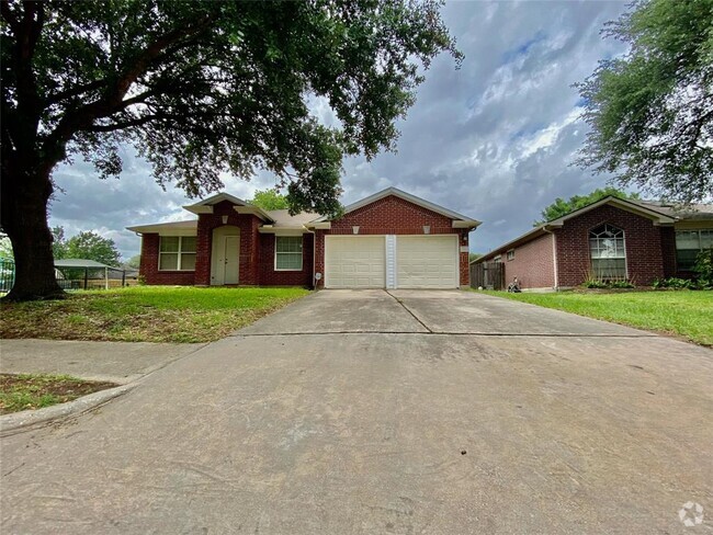 Building Photo - 20334 Linden Tree Dr Rental