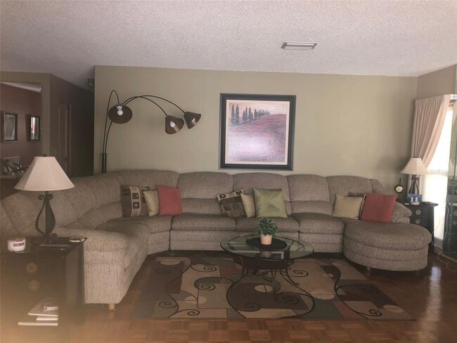 Photo - 221 Cedarwood Cir Unit 221