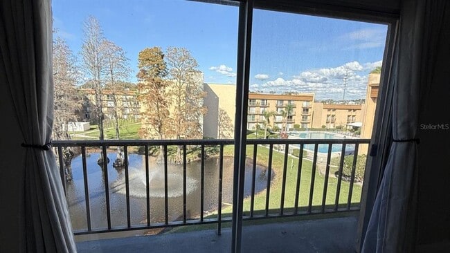 Building Photo - 5820 N Church Ave Unit 430