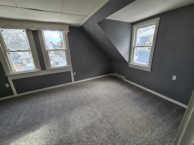 Photo - 2818 E 127th St