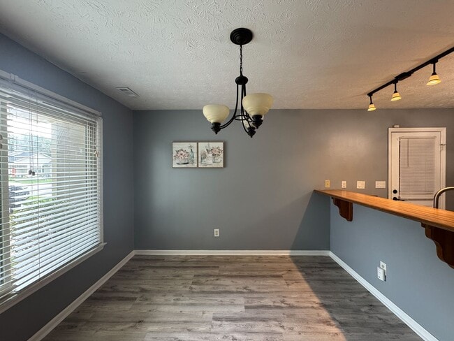 5599 Quietwood Pl