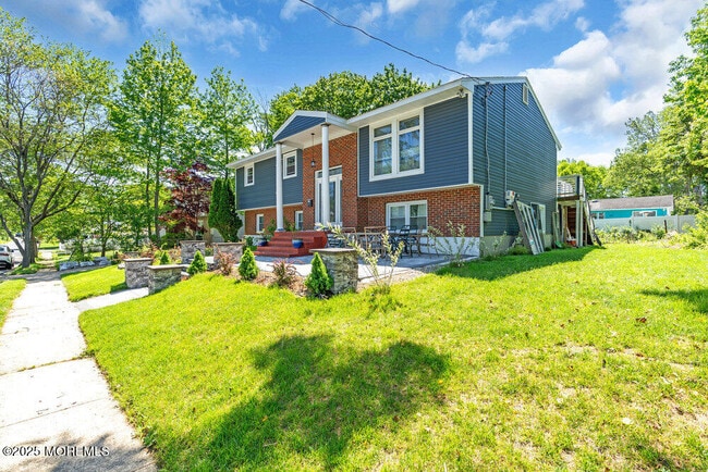 Photo - 1804 Brockton Ave