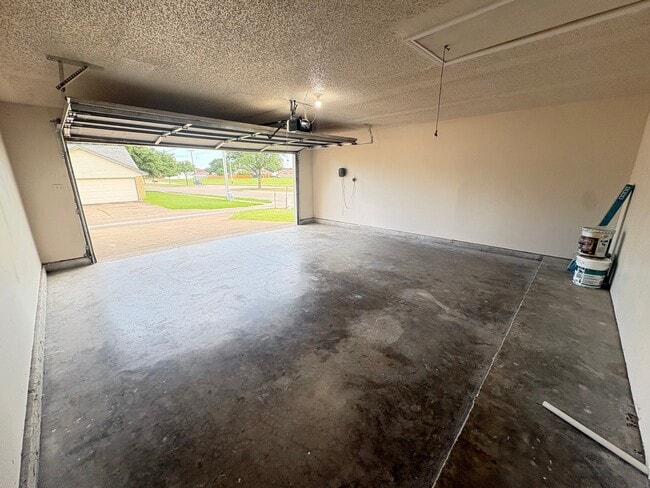 Photo - 3802 Roan Cir