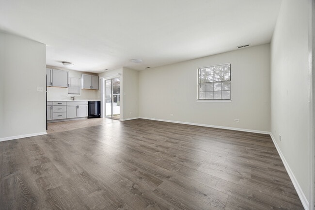 Photo - 527 E Shag Bark Ln Unit A