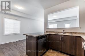 Photo - 8 Elsegood Dr