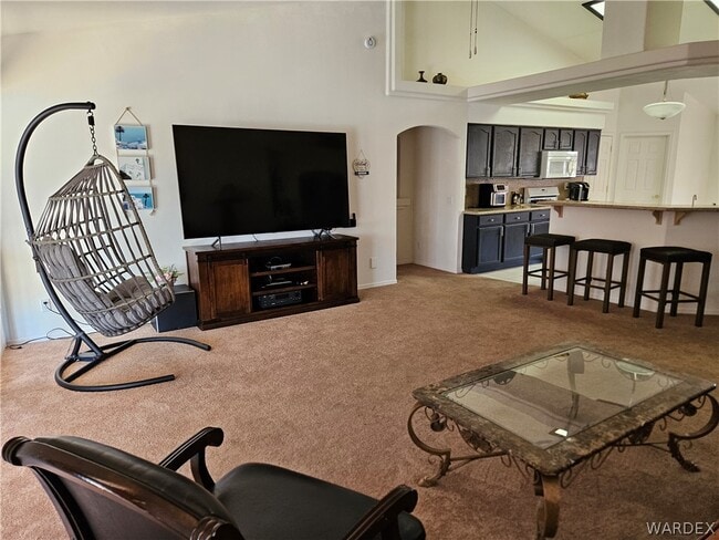 2068 E Lago Grande Bay