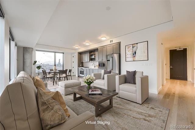 Photo - 1750 Wewatta St Unit 631