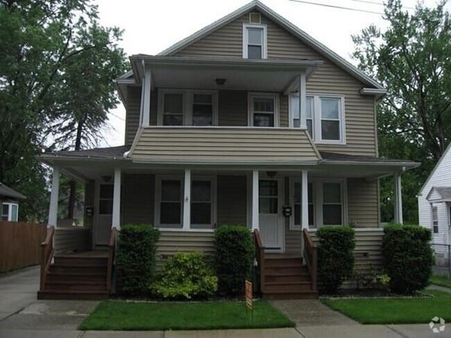 Building Photo - 120-122 Powell Ave Unit 2 Rental