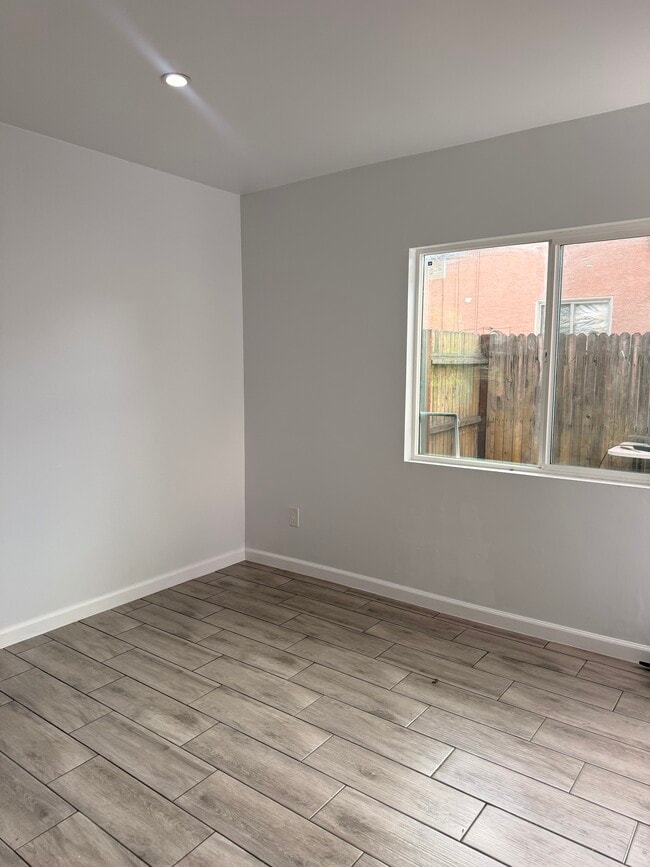 Living room - 14643 Chatsworth St