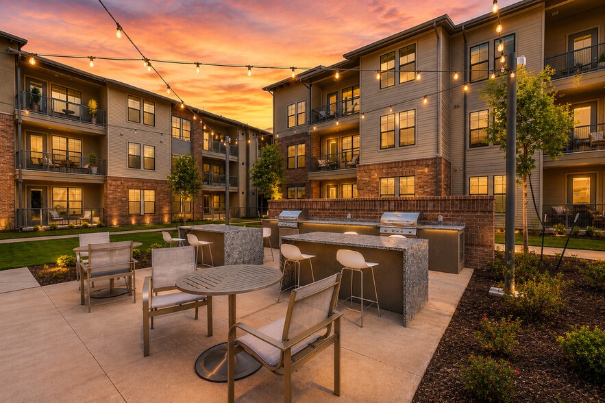 Nightime Courtyard, Gill, Community