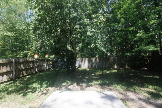 Photo - 3 Bedroom 2.5 bath home near Downtown with quick access to I-95 and the beaches