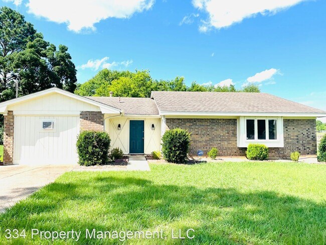 4 br, 2 bath House - 4261 Vaughn Road - 4 br, 2 bath House - 4261 Vaughn Road