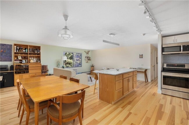 Photo - 66 Girard Ave Condo Unit 110