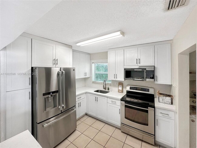 Photo - 5002 NW 189th Terrace