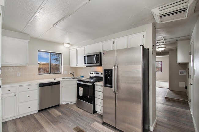 Photo - 1021 Glen Creighton Dr